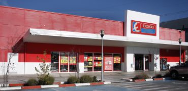 Eroski vende 36 hipermercados a Carrefour por 205 millones