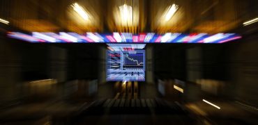 El Ibex sigue con su racha y recibe marzo con los 8.600 puntos