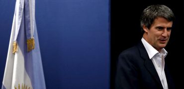 Argentina, lista para regresar al mercado tras pactar con los fondos